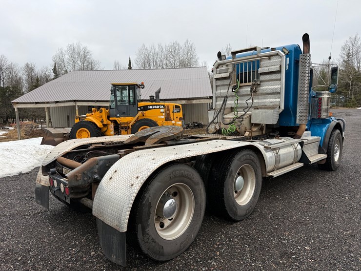 2020-kenworth-t800-image-5