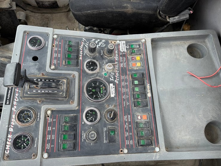 1997-elgin-eagle-e-image-59