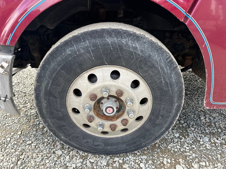 2001-caterpillar-c15-image-48