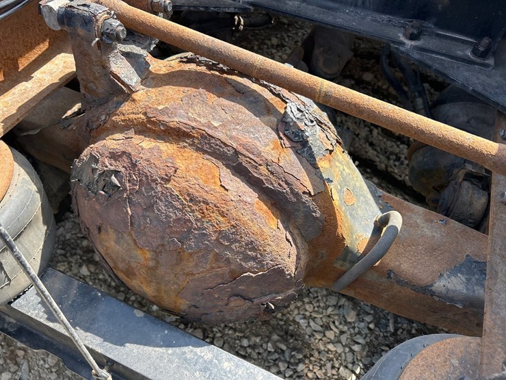 2017-kenworth-t660-image-24