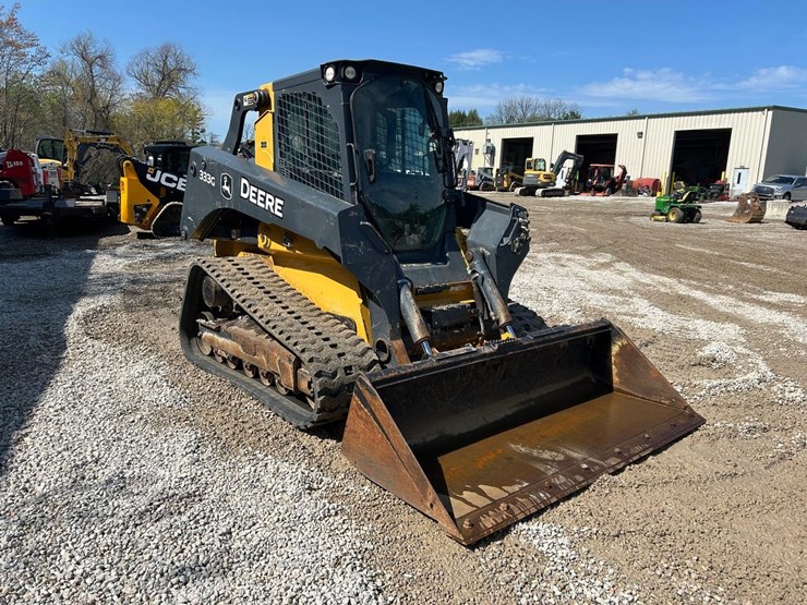 2018-deere-333g-image-6