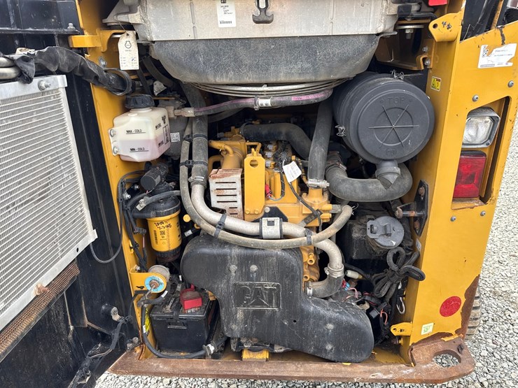 caterpillar-259d-image-24