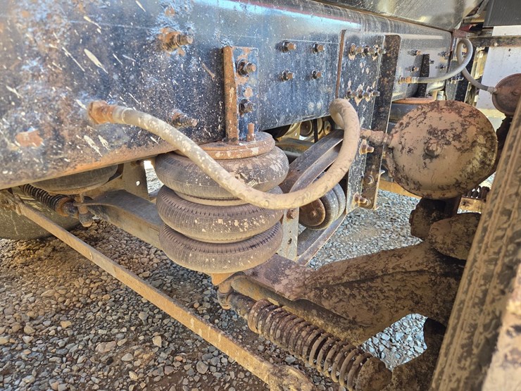 2019-international-hv613-image-43