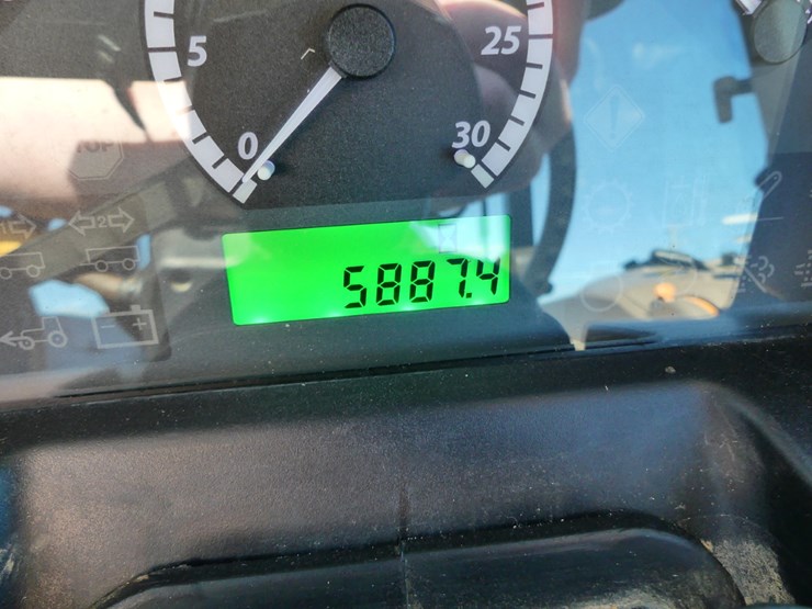 john-deere-6130d-image-15