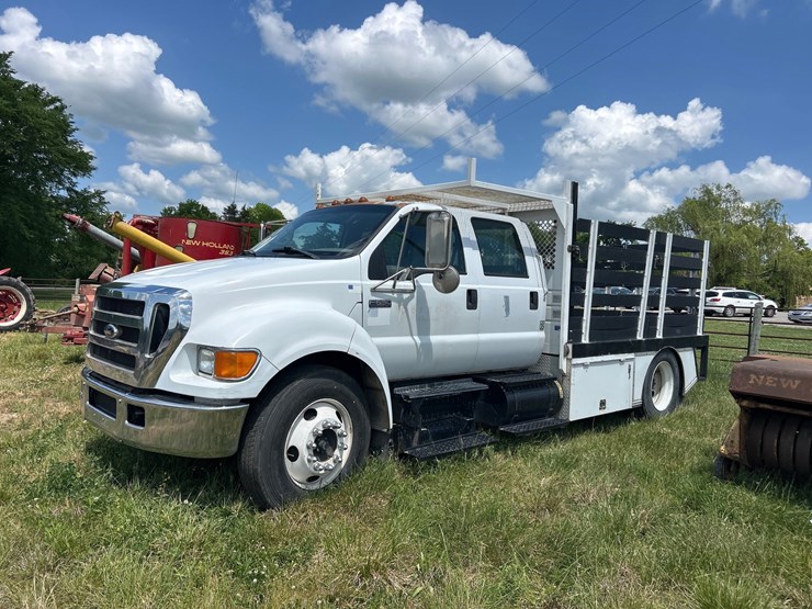 2007-ford-f650-image-1