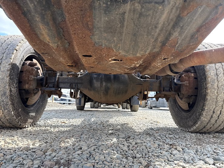 2015-ford-f550-image-29