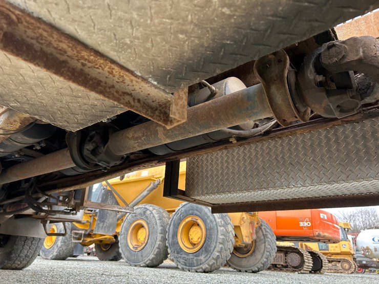 1999-mack-dm688s-image-41