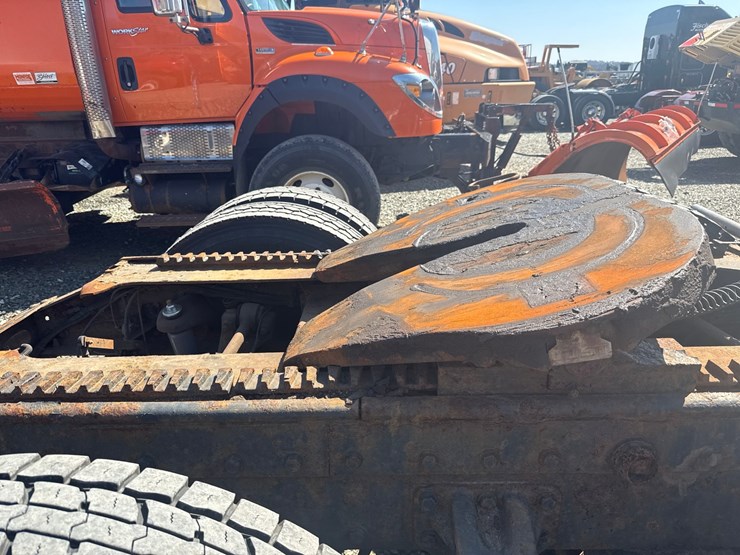 1994-peterbilt-359-image-34