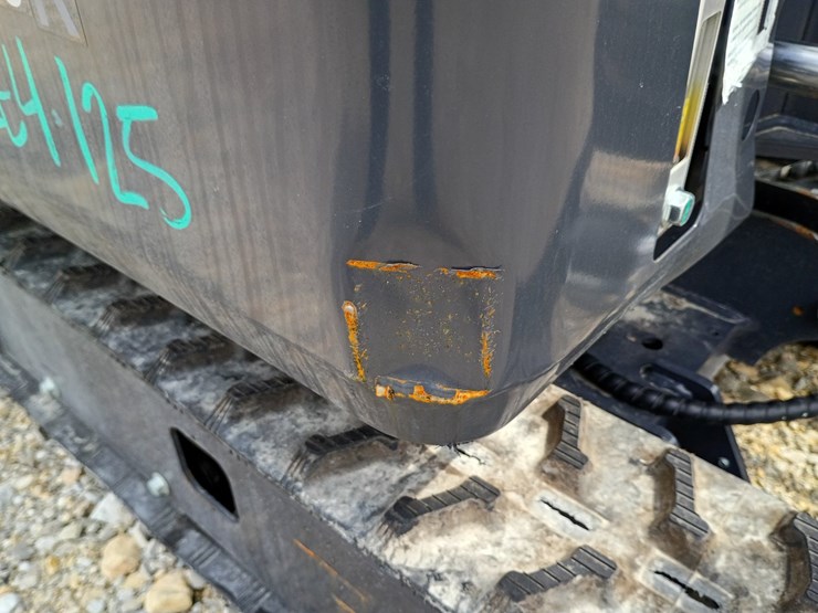 #24178-•-2025-agt-mx20r-mini-excavator-image-37