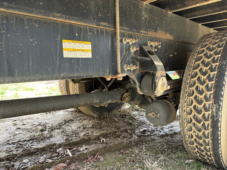 2020-hino-268-image-35