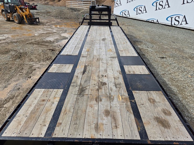 2024-massey-ferguson-8-image-27