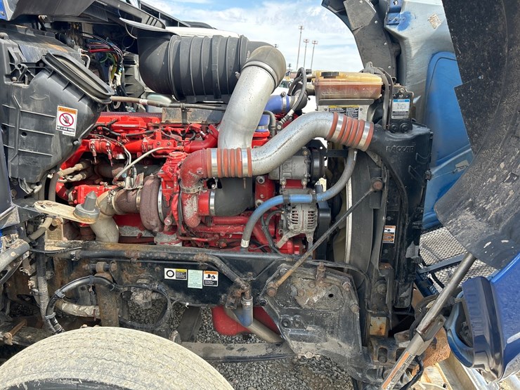 2017-kenworth-t660-image-39