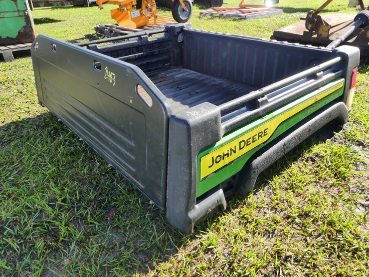 john-deere-gator-image-1