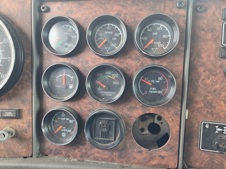 2005-kenworth-t600-image-72