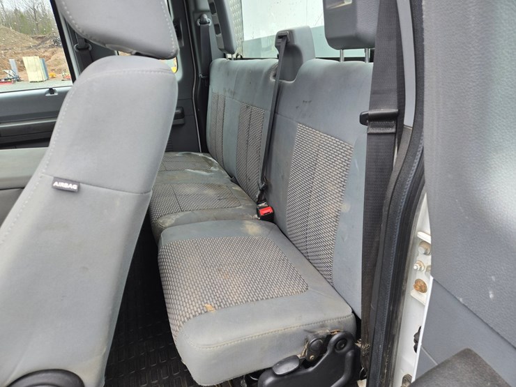 2011-ford-f550-image-57