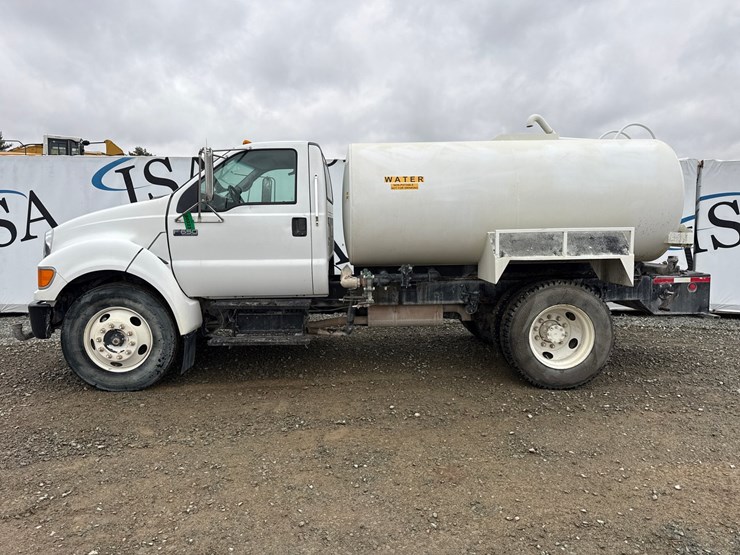 2006-ford-f650-image-2