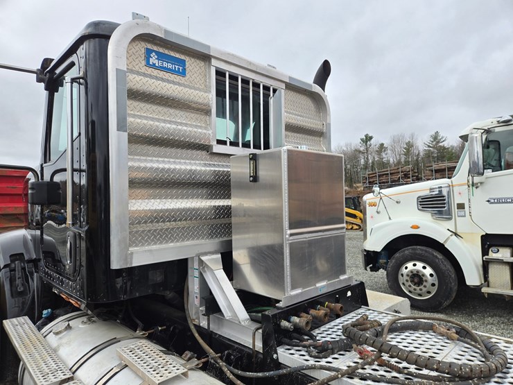 2019-international-hx620-image-17