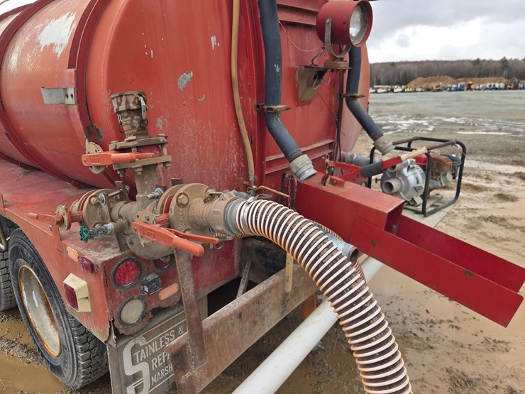 1993-international-9200-image-32