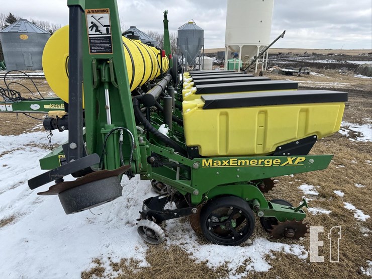 john-deere-1750-image-6