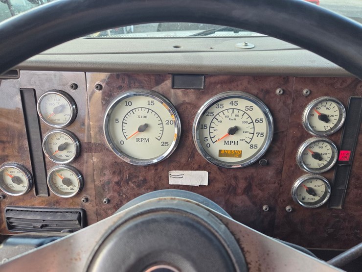 2005-caterpillar-c13-image-69