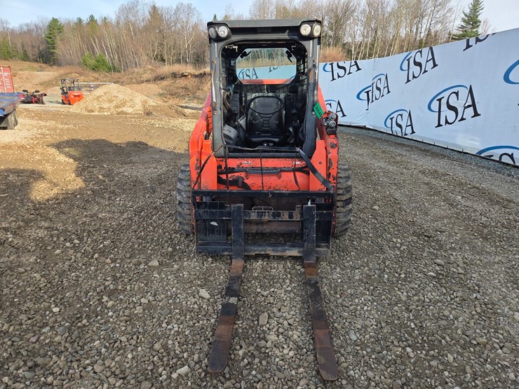 kubota-ssv65-image-8