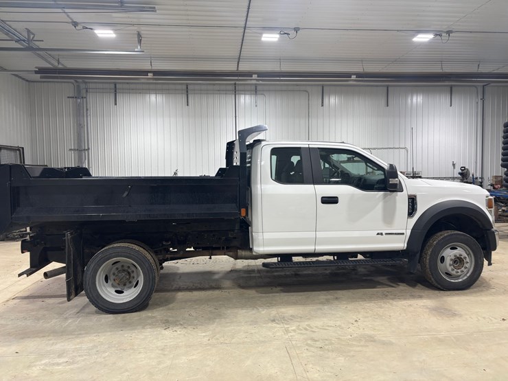 2022-ford-f550-sd-image-5