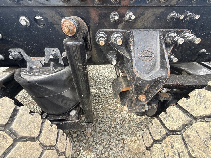 2019-massey-ferguson-8-image-45