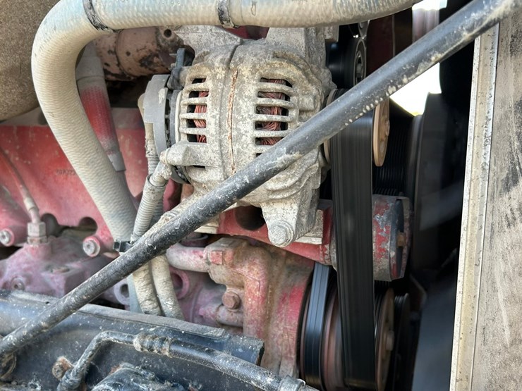 peterbilt-365-image-88