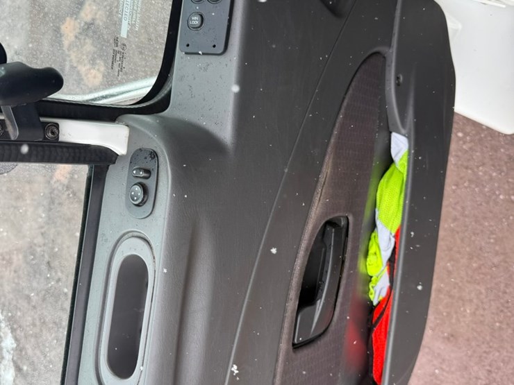 2013-international-4400-sba-image-46