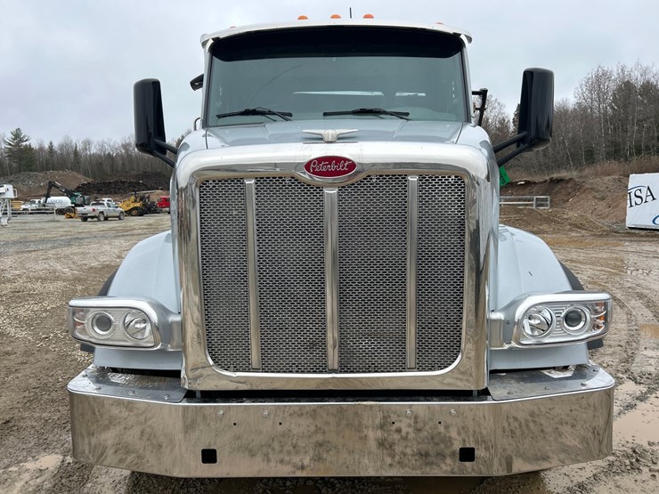 2016-massey-ferguson-8-image-8