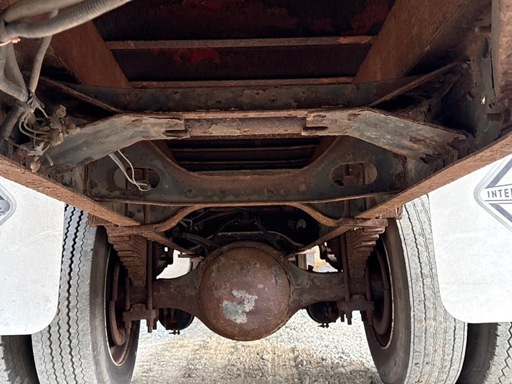 1990-international-4900-image-30