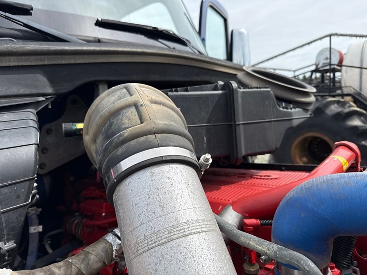 2019-kenworth-t680-image-29