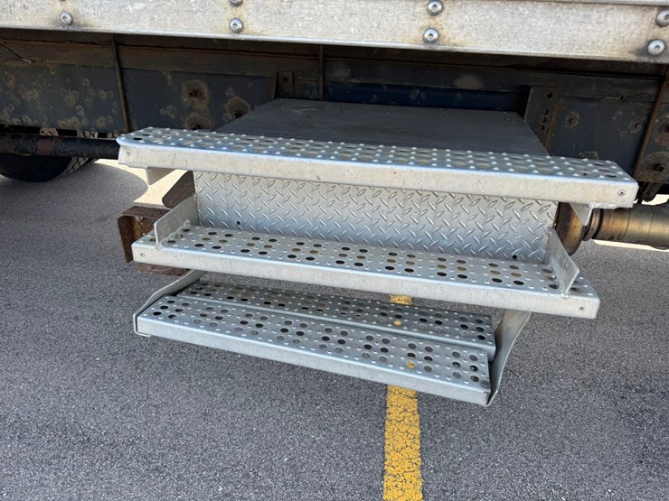 2014-international-4300-sba-image-20