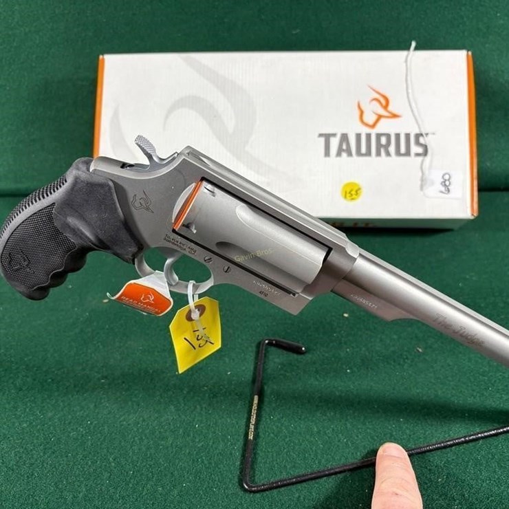 Taurus "The Judge" 45Colt/410 ga Revolver