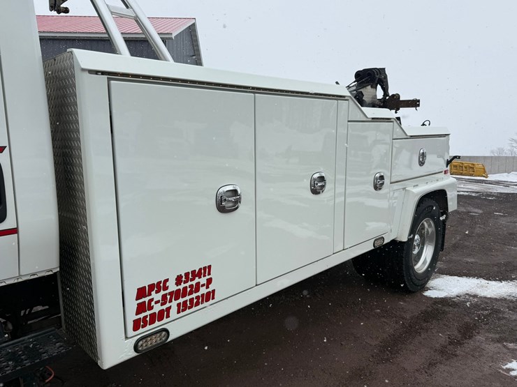 2013-international-4400-sba-image-12