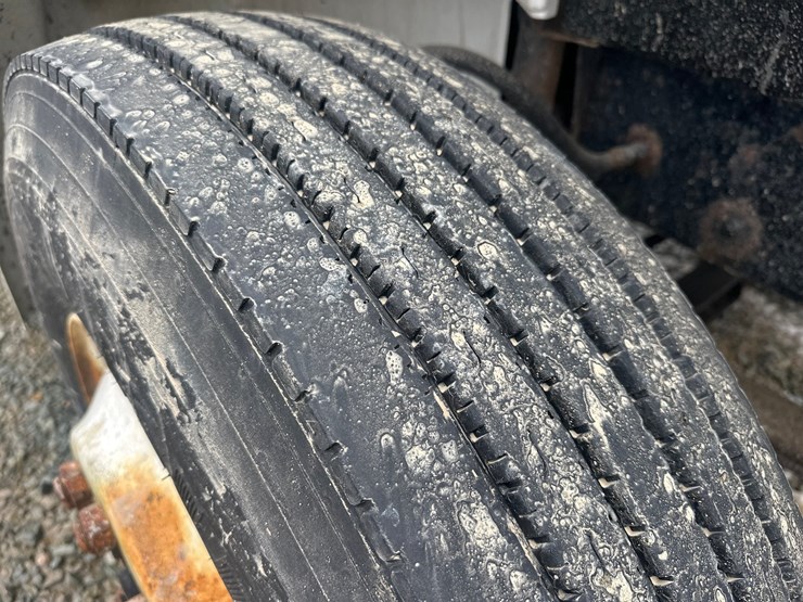 1998-massey-ferguson-8-image-73