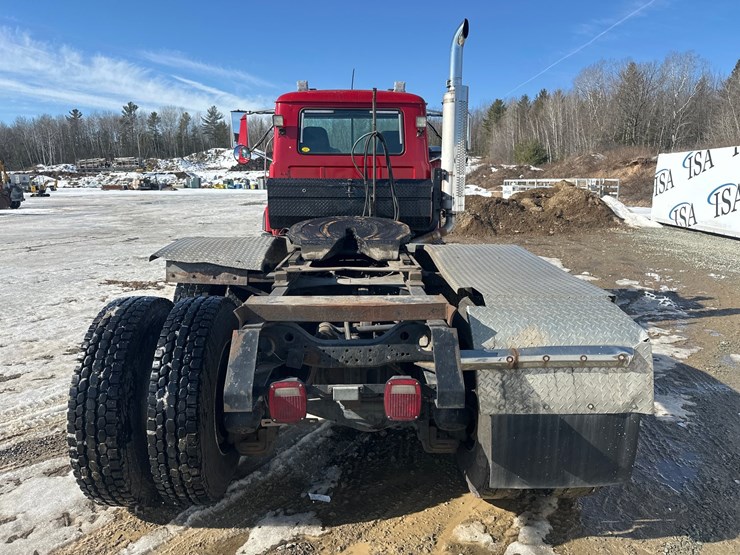 2000-mack-rd688s-image-4