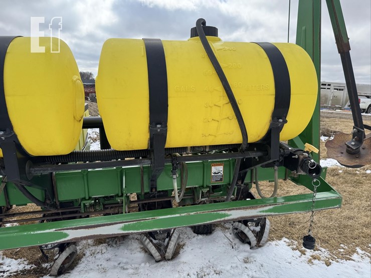 john-deere-1750-image-16