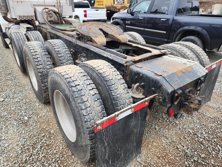 2006-kenworth-t800-image-19