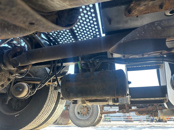 2017-kenworth-t680-image-64