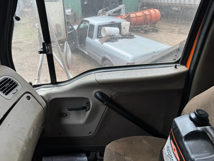 #2168-•-2001-sterling-4x2-snow-plow-truck-image-51