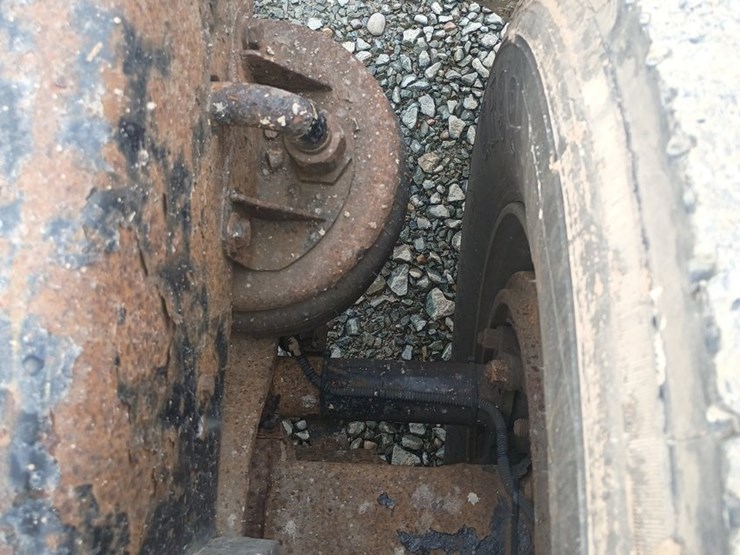 2002-kenworth-t600-image-31