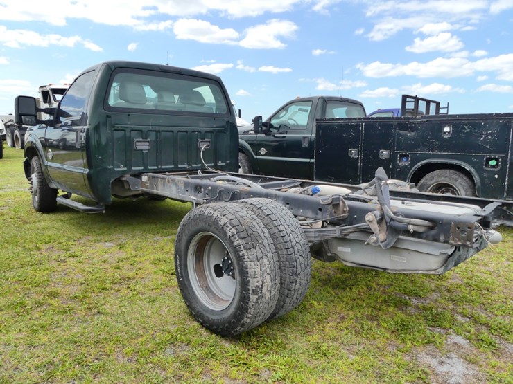 2016-ford-f350-xl-image-4