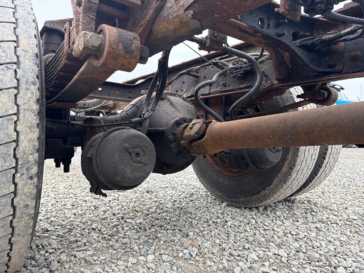 2002-international-4300-sba-image-48