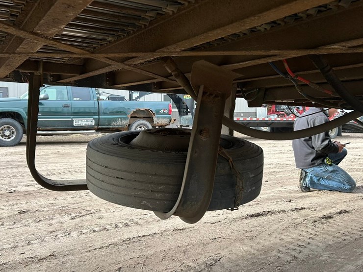 2000-wilkens-walking-floor-image-20