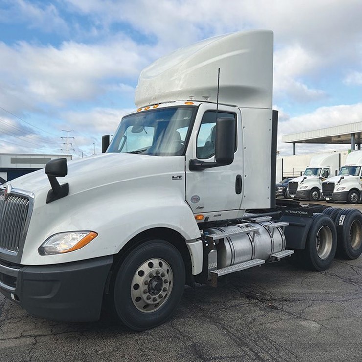 2020 INTERNATIONAL LT