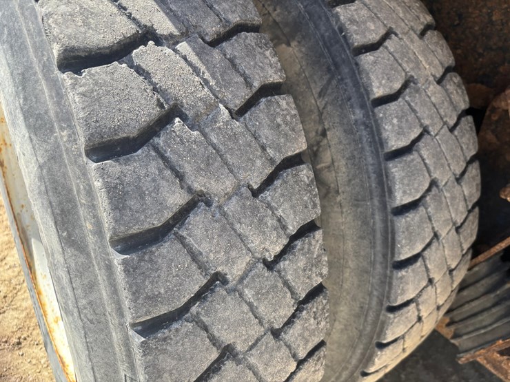 2006-international-7600-image-126