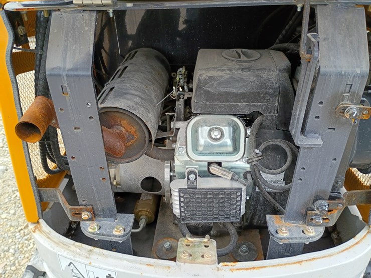 #24166-•-2025-agt-xz20r-mini-excavator-image-22