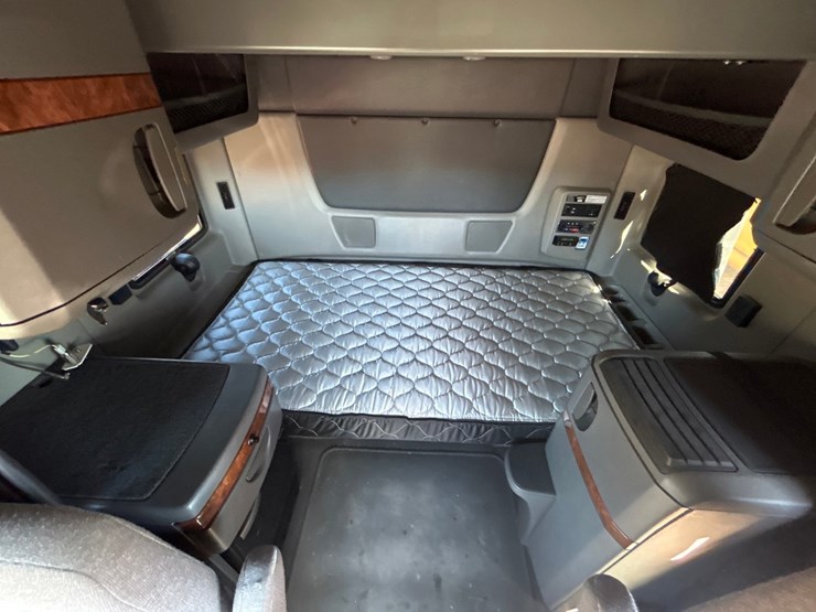 2019-international-lt-image-66