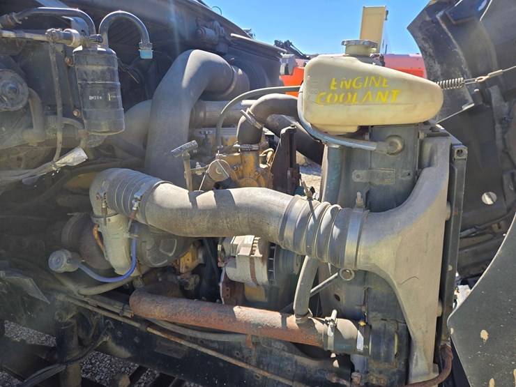 1999-caterpillar-c12-image-76